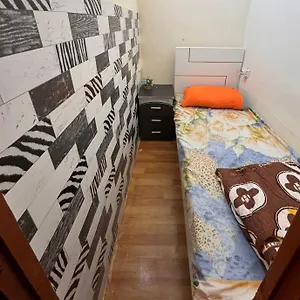hostel-orange.dubaihotelsoffers.com/