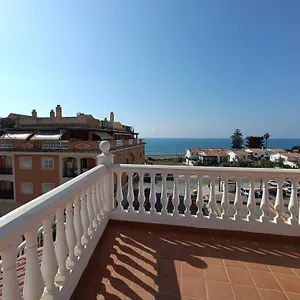 apt-lovely-penthouse-in-front-of-the-beach-with-free-parking.es-andalucia.com/